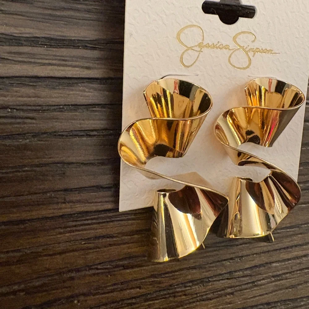 NEW Jessica Simpson Gold Earrings